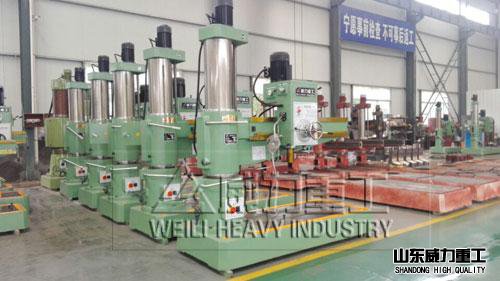 Z3050*16液壓搖臂鉆生產(chǎn)車間